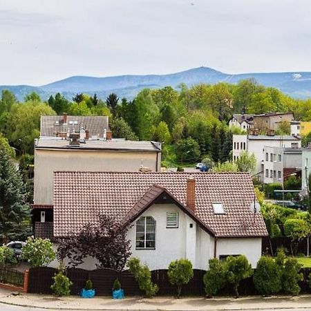 Apartament Widok Cieplice Lägenhet Jelenia Góra Exteriör bild