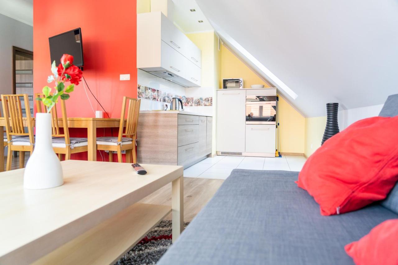 Apartament Widok Cieplice Lägenhet Jelenia Góra Exteriör bild